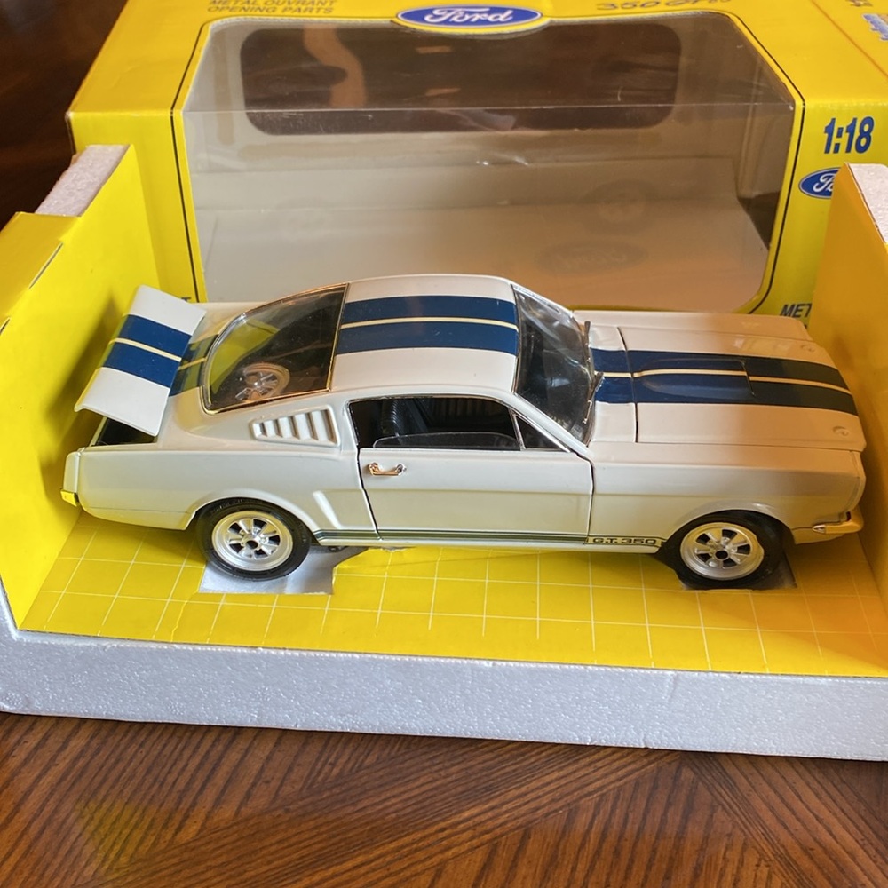 Ford Mustang Diecast Model Car, 350 GT 1965 Fastback, 1:18 Scale,Jouef Evolution - Picture 5 of 16